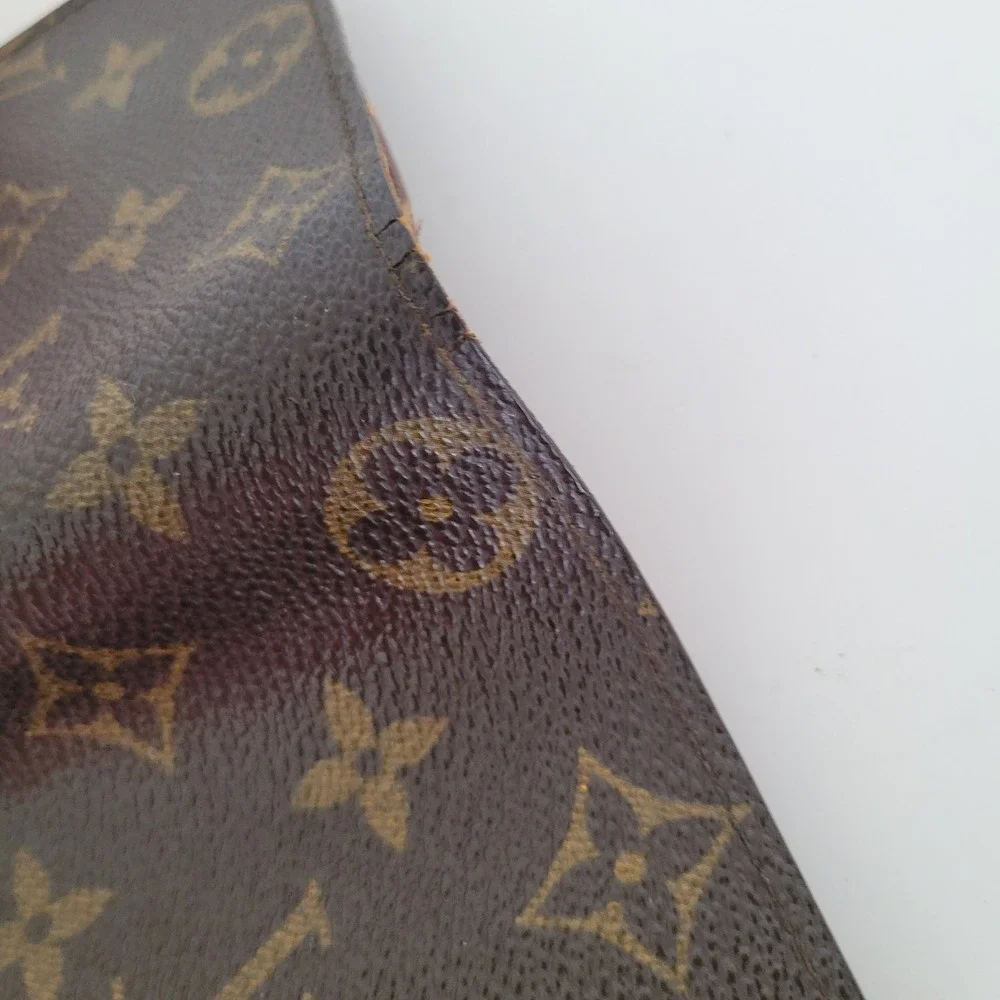 Louis Vuitton Monogram Canvas Bifold Wallet with Coin Pocket‎ Brown CA0934